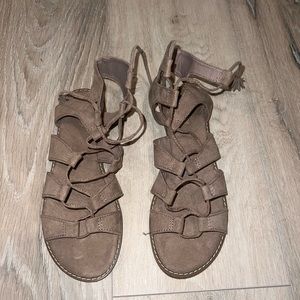 Old Navy Strappy Sandal